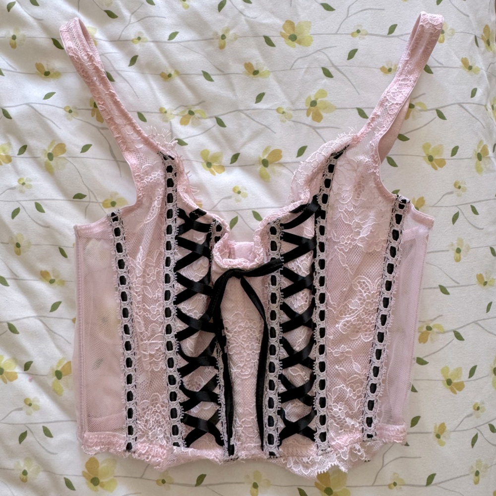 Victoria’s Secret pale pink bustier with black accents size xs